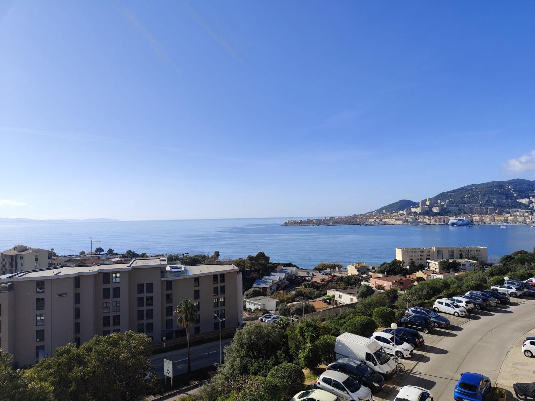 Appartement 2 pièces - 46m² - AJACCIO