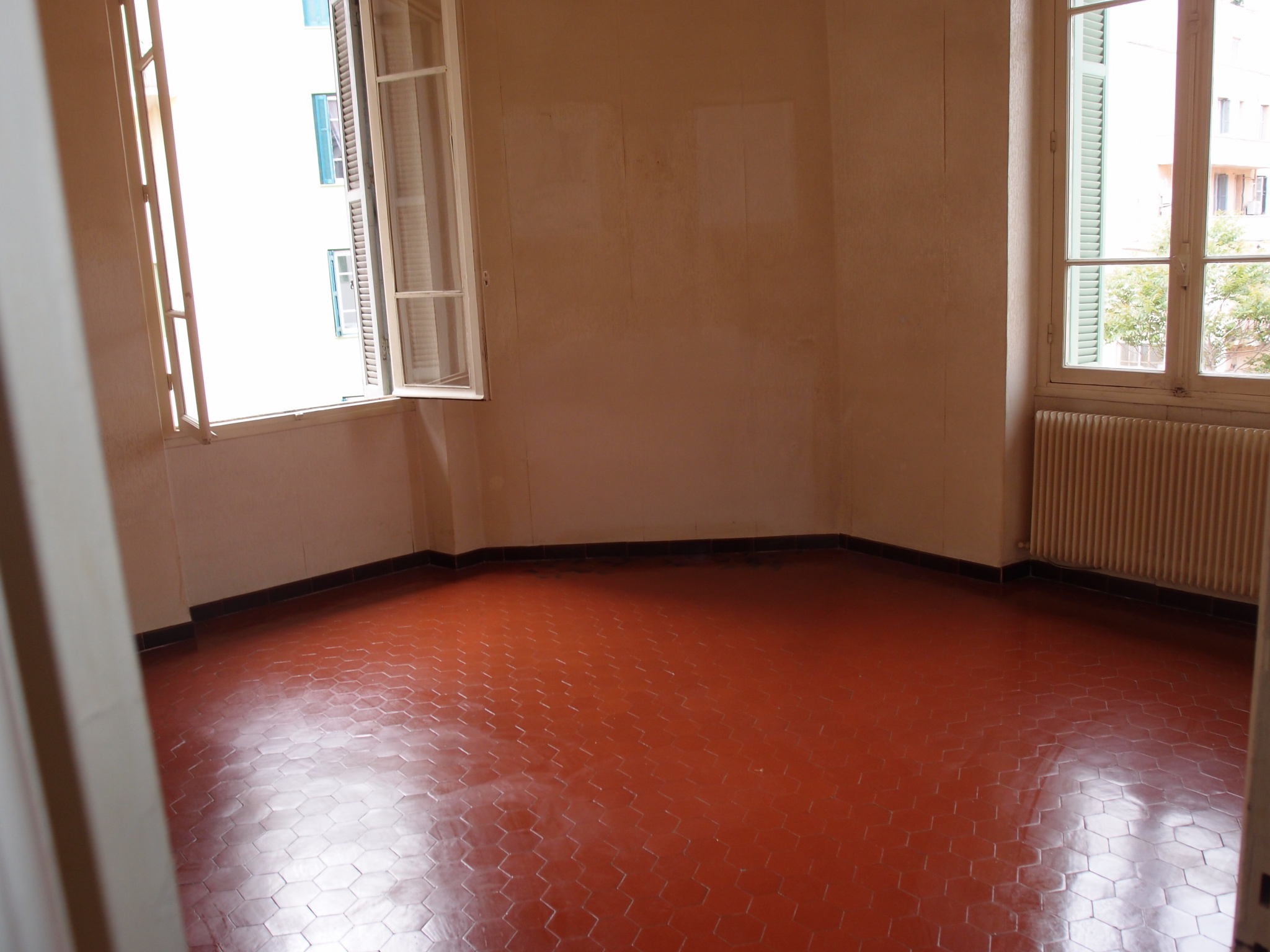 Appartement 2 pièces - 56m² - AJACCIO