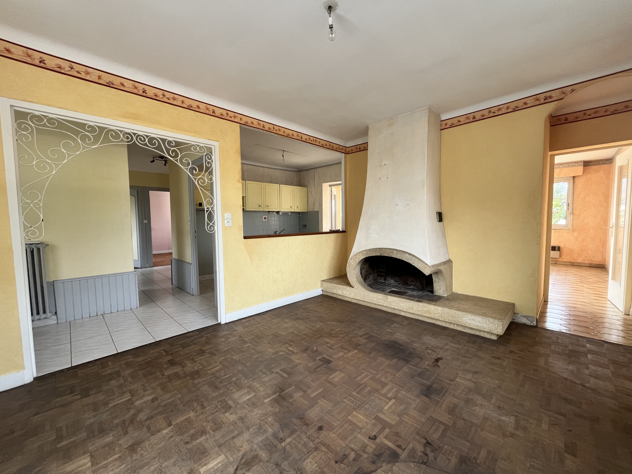 Maison 5 pièces - 97m² - PLESCOP