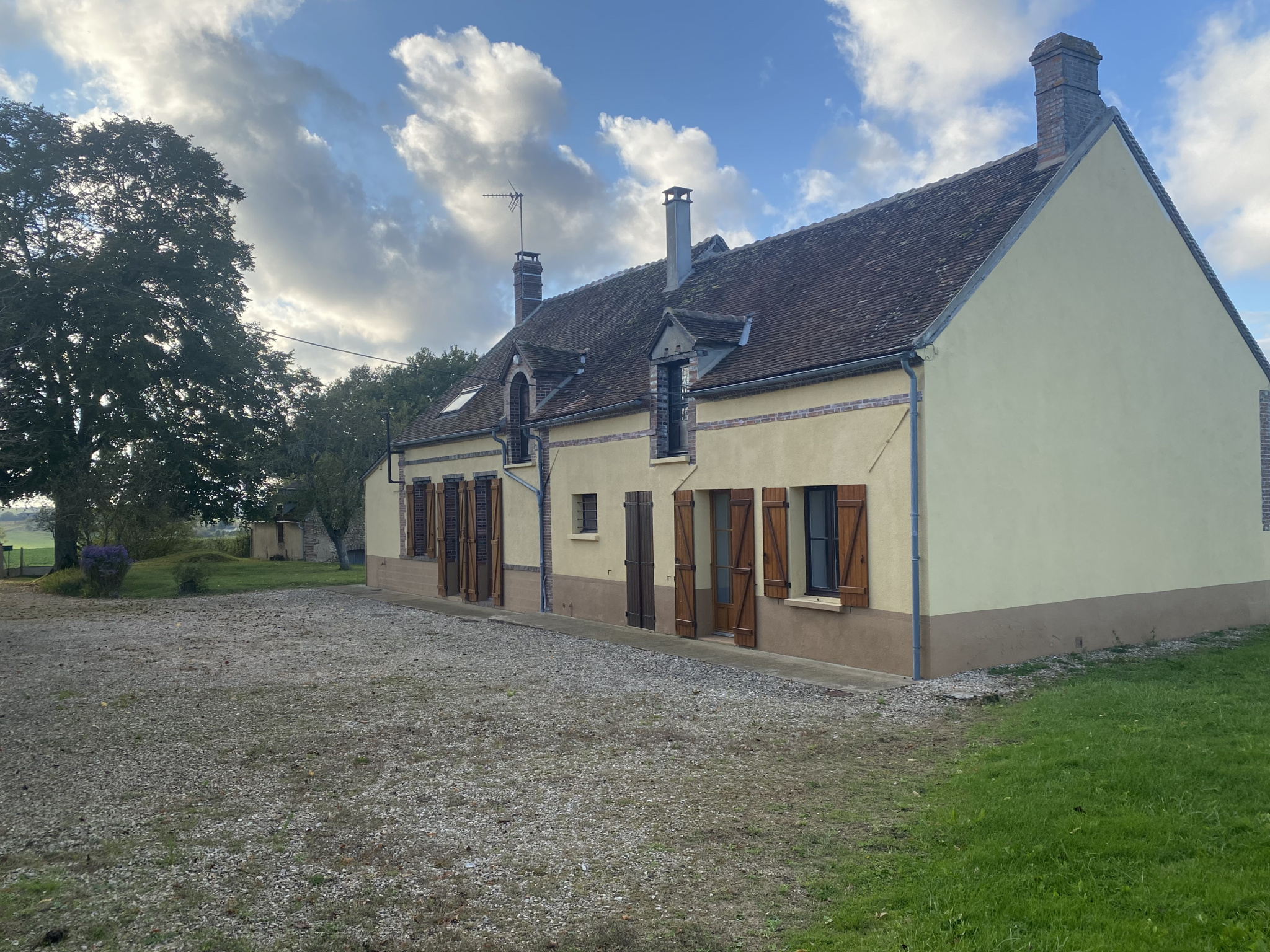 Maison 5 pièces - 126m² - CHARNY OREE DE PUISAYE