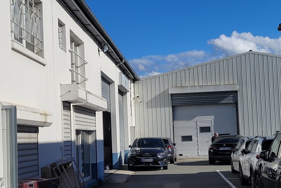 Local industriel  - 672m² - ROUEN