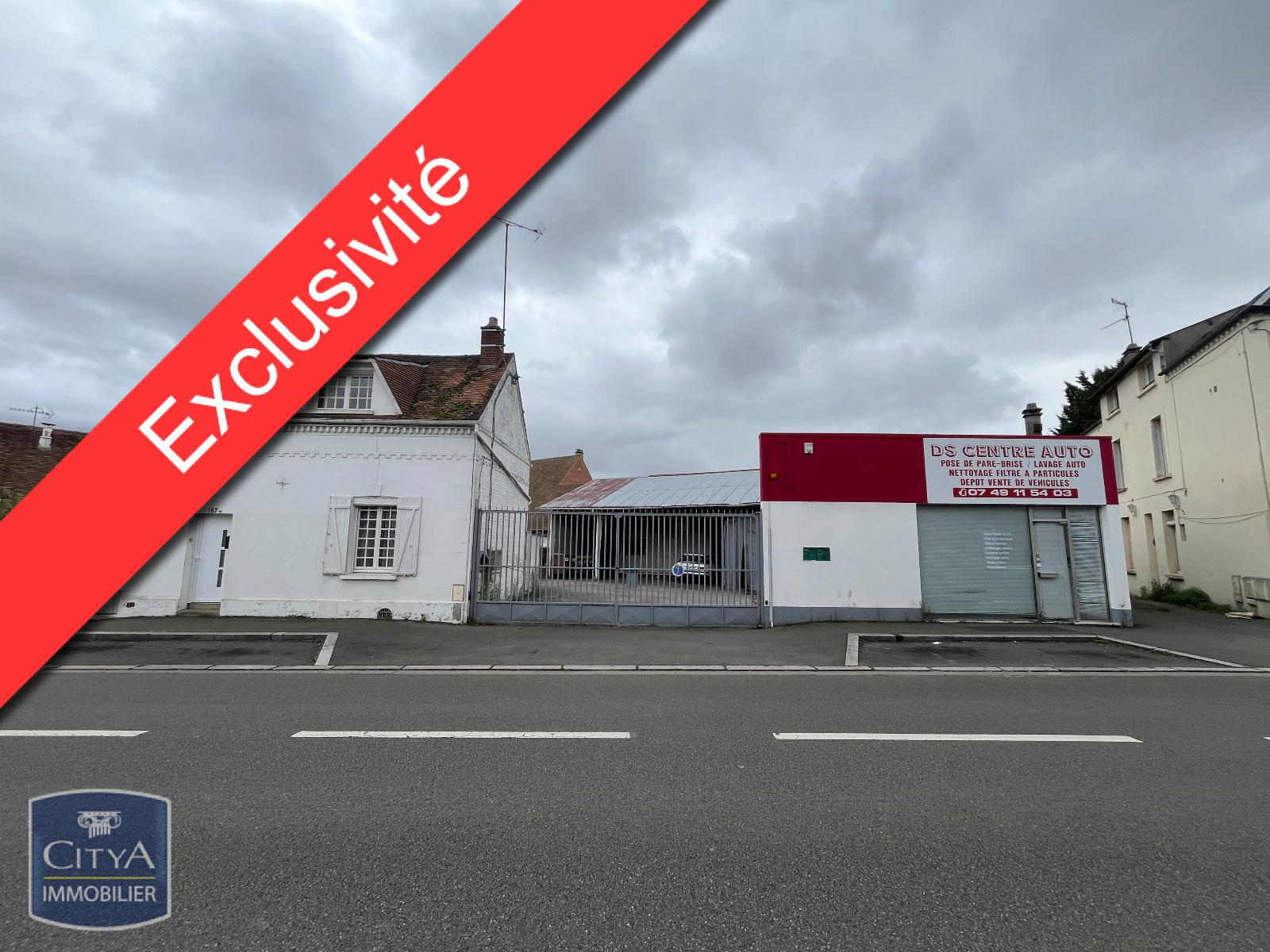 Local commercial  - 82m² - BEAUVAIS