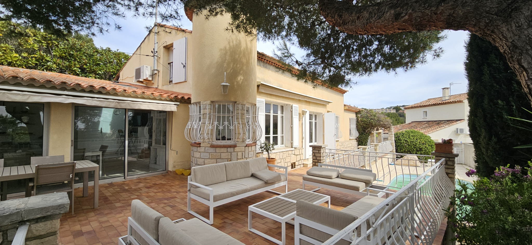 Maison 5 pièces - 140m² - BANDOL