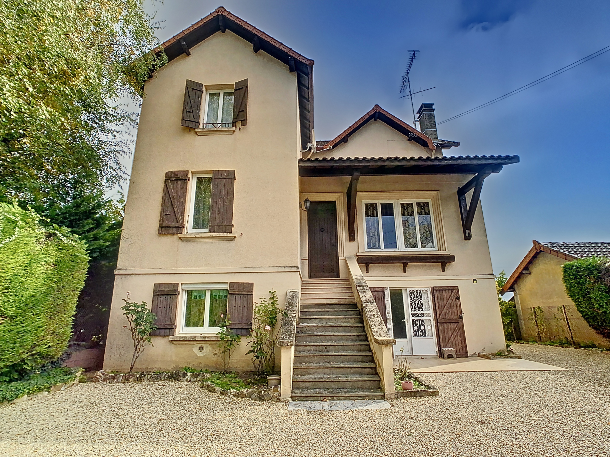 Maison 7 pièces - 183m² - TOURNUS