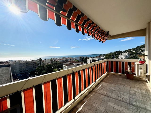 Appartement 2 pièces - 35m² - LE GOLFE JUAN