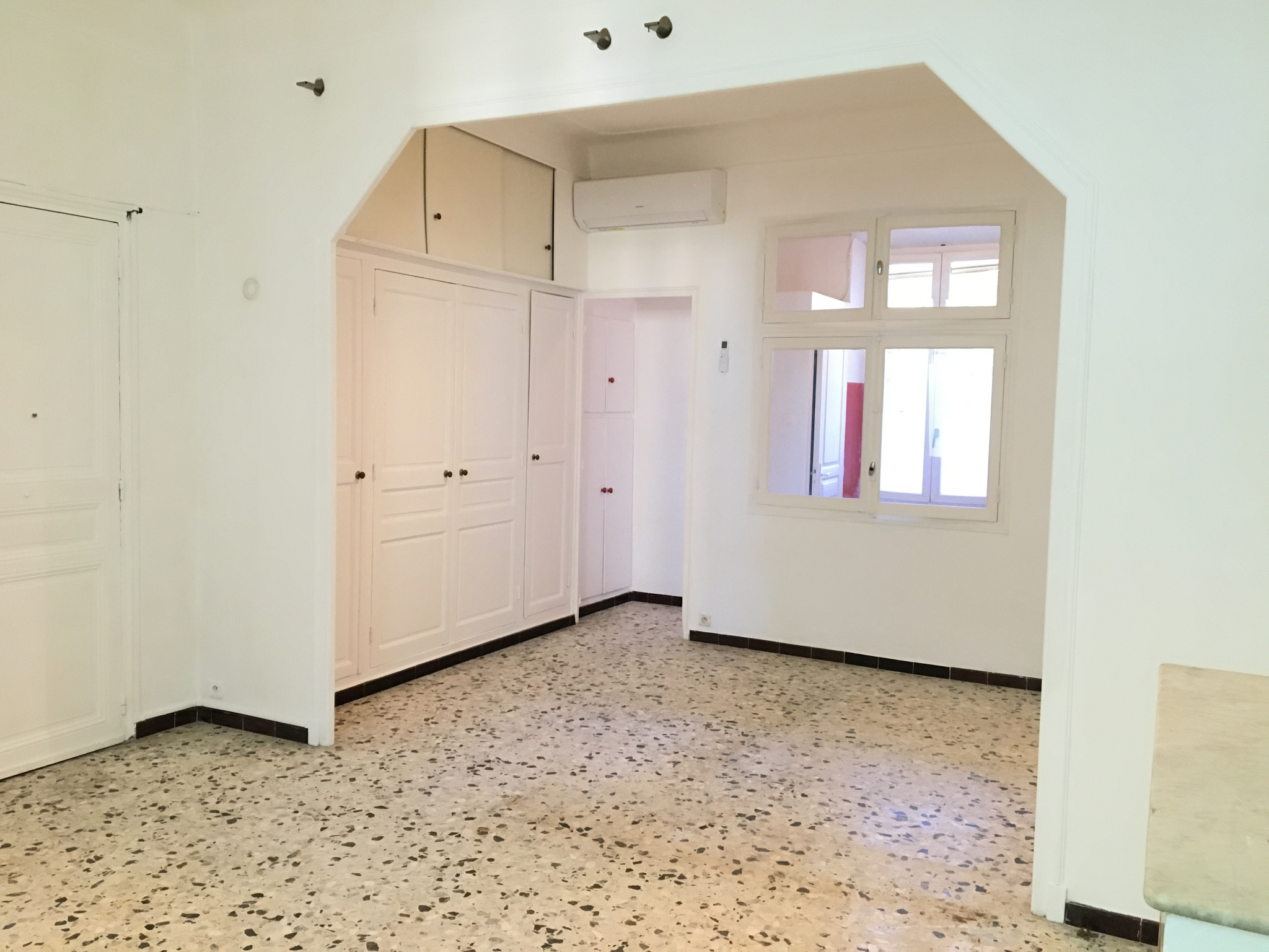 Appartement 2 pièces - 37m² - HYERES