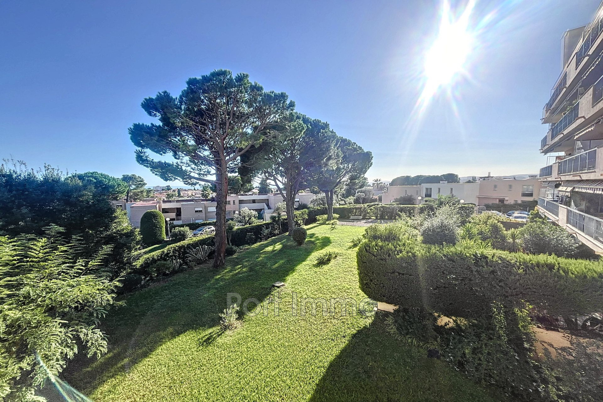 Appartement 3 pièces - 74m² - CAGNES SUR MER