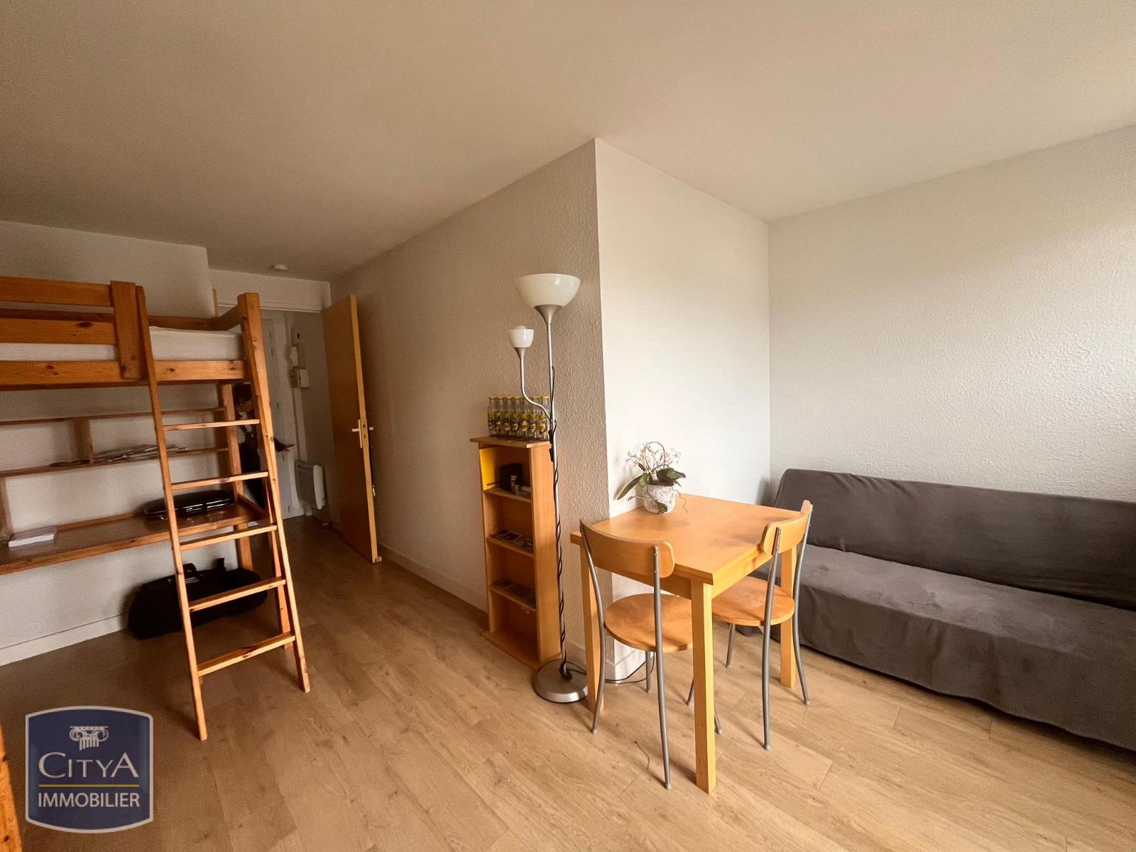 Appartement 1 pièce - 21m² - LAVAL