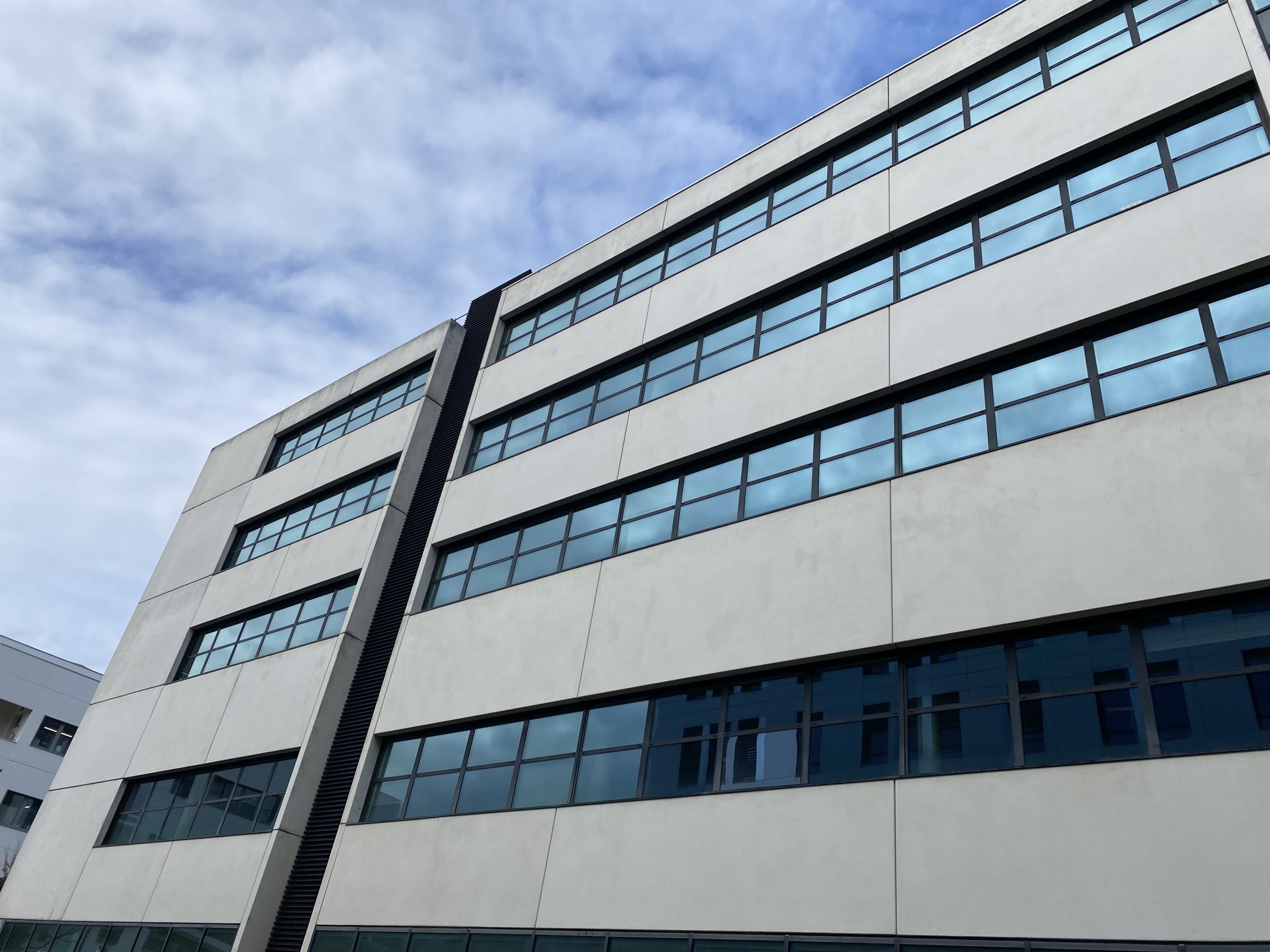 Local Professionnel  - 1 333m² - LYON  - 8ème