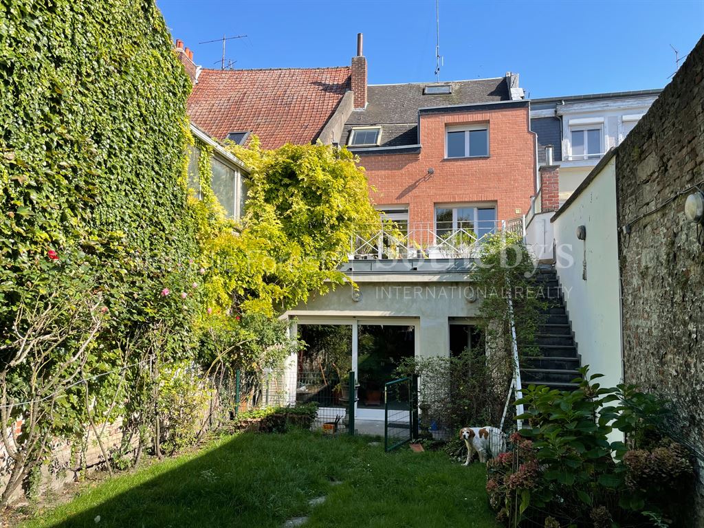 Maison 7 pièces - 227m² - VALENCIENNES