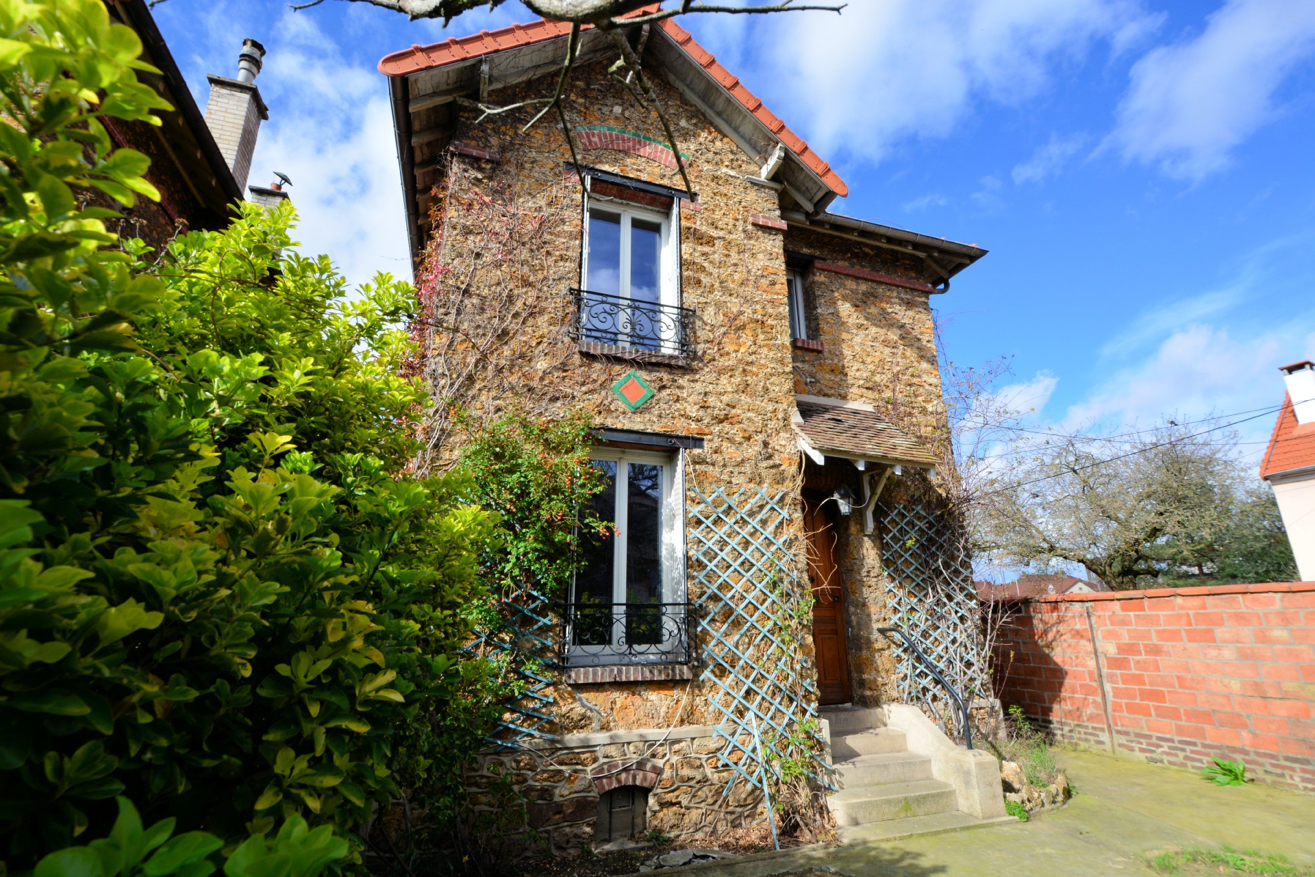 Maison 5 pièces - 81m² - ST MAUR DES FOSSES