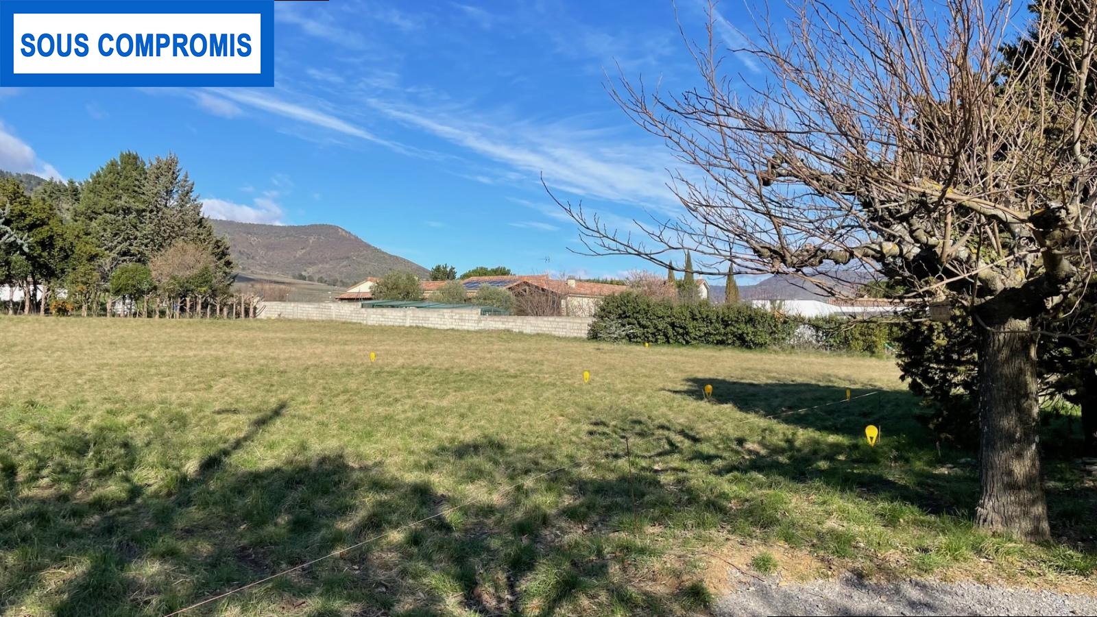 Terrain  - 922m² - MONTELIMAR