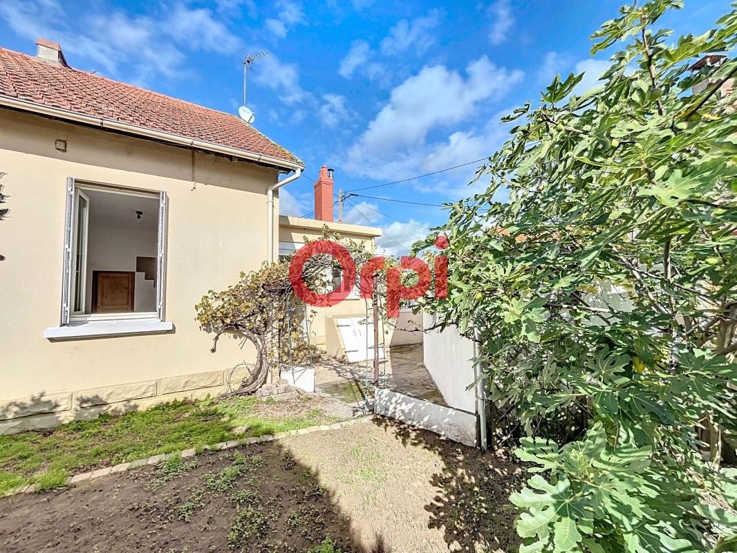 Maison 3 pièces - 65m² - MONTLUCON