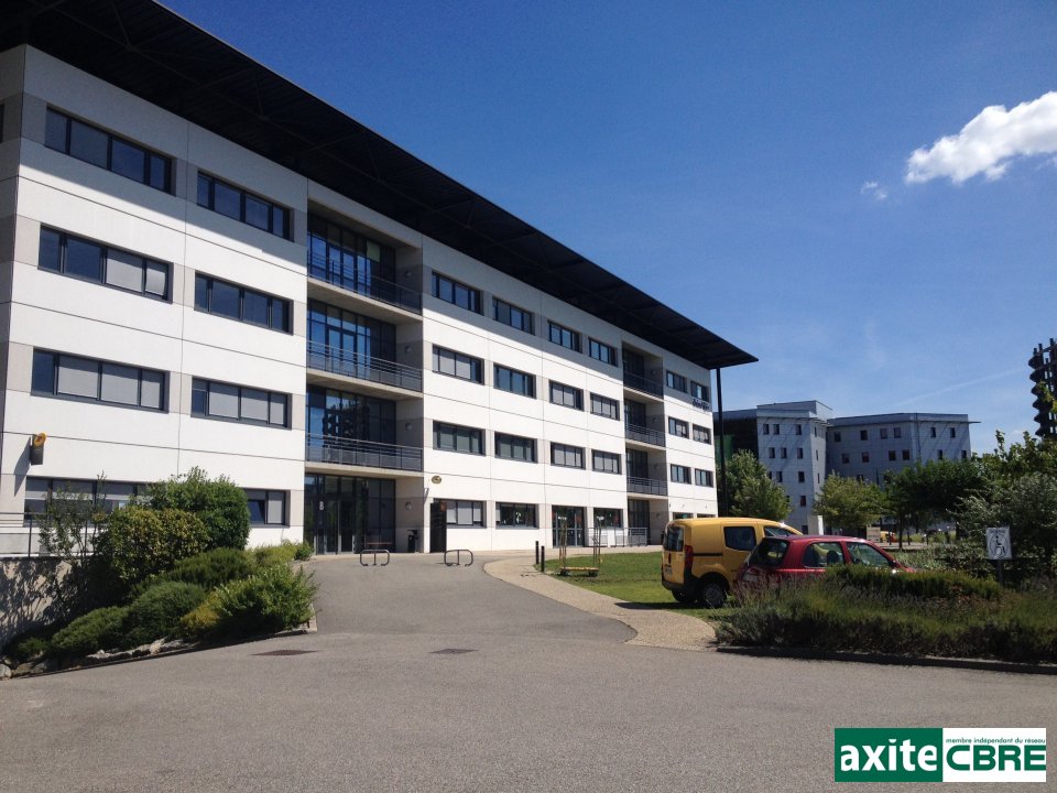 Local Professionnel  - 100m² - ALIXAN