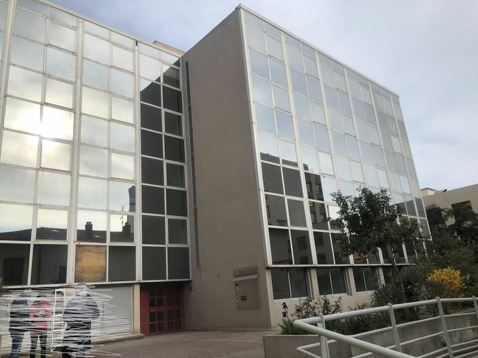 Local Professionnel  - 48m² - NIMES