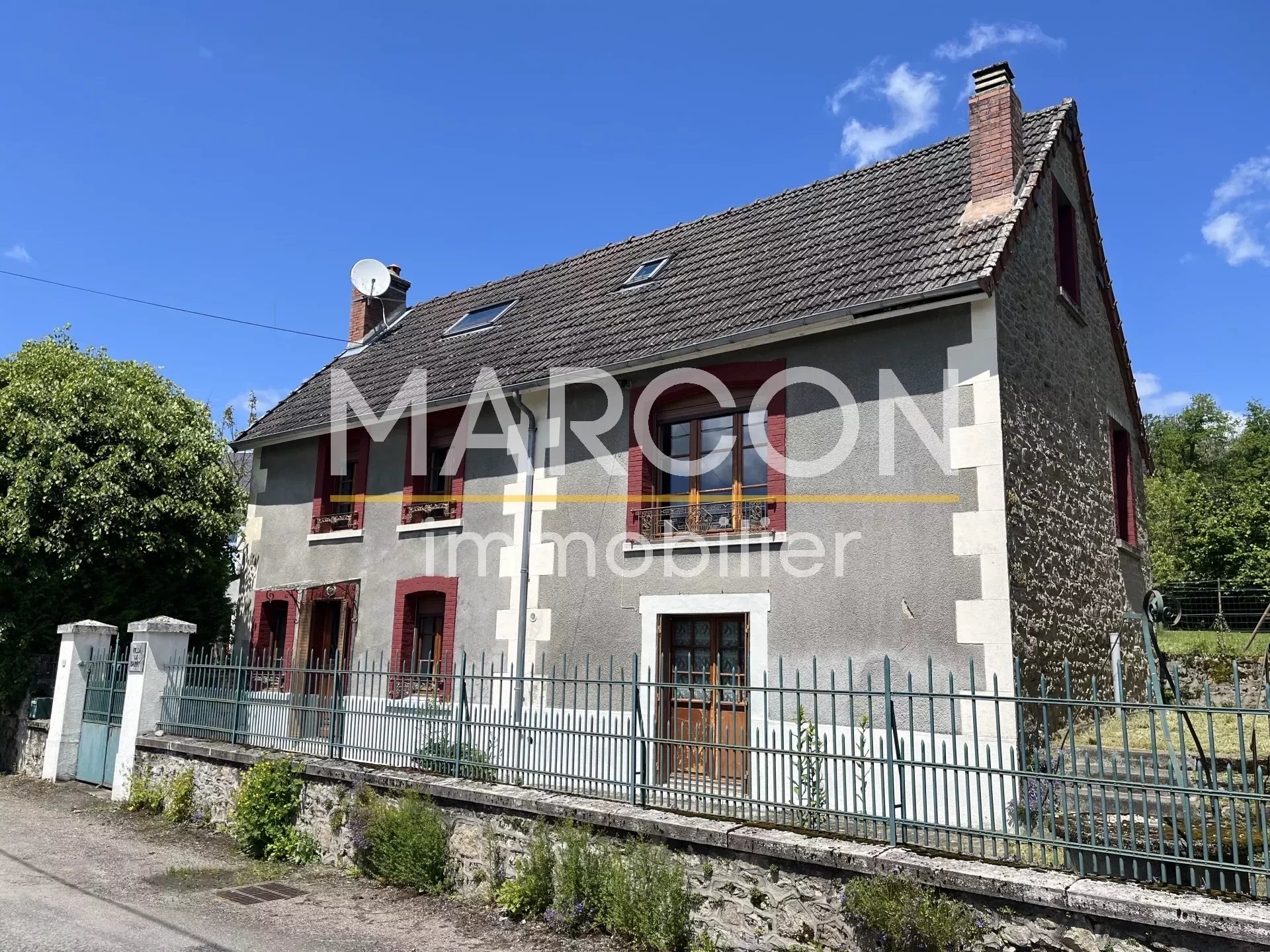 Maison 5 pièces - 100m² - CHAVANAT