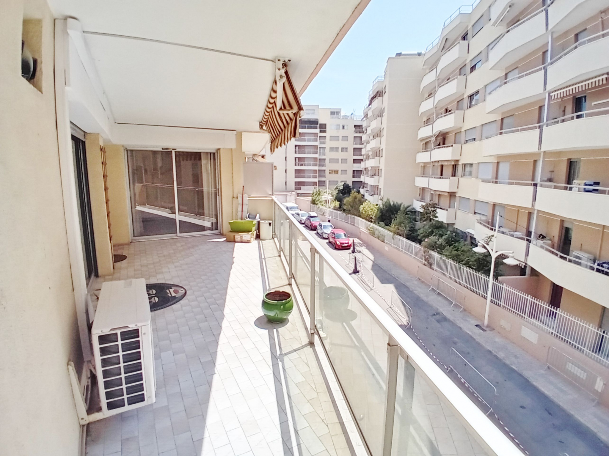 Appartement 2 pièces - 53m² - ST RAPHAEL