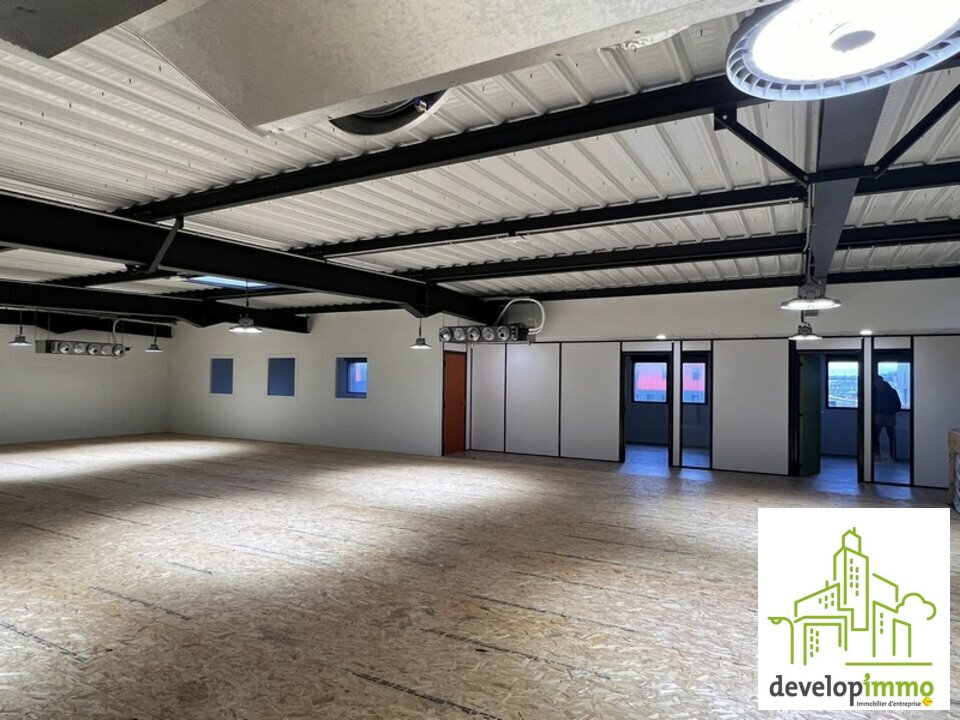 Local Professionnel  - 275m² - IFS