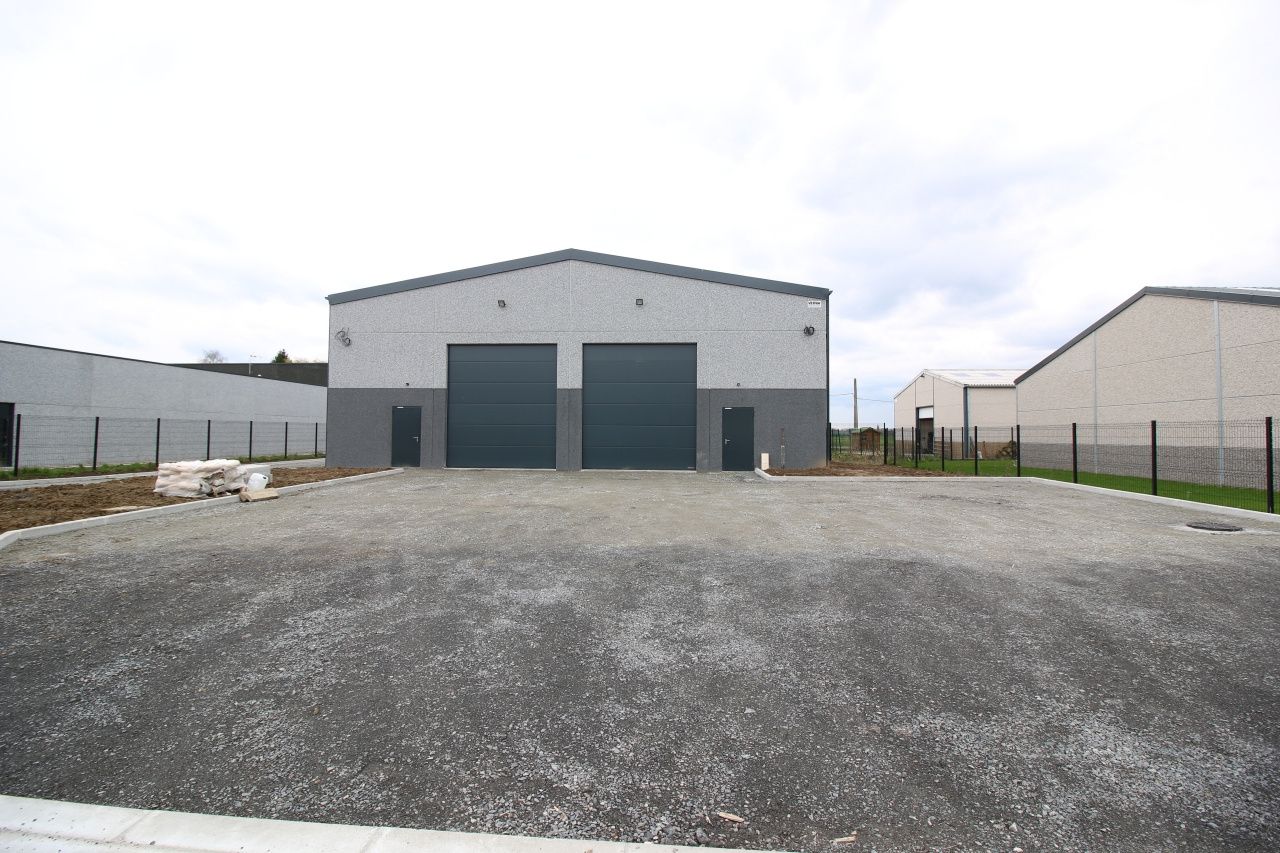 Local industriel  - 342m² - QUESNOY SUR DEULE