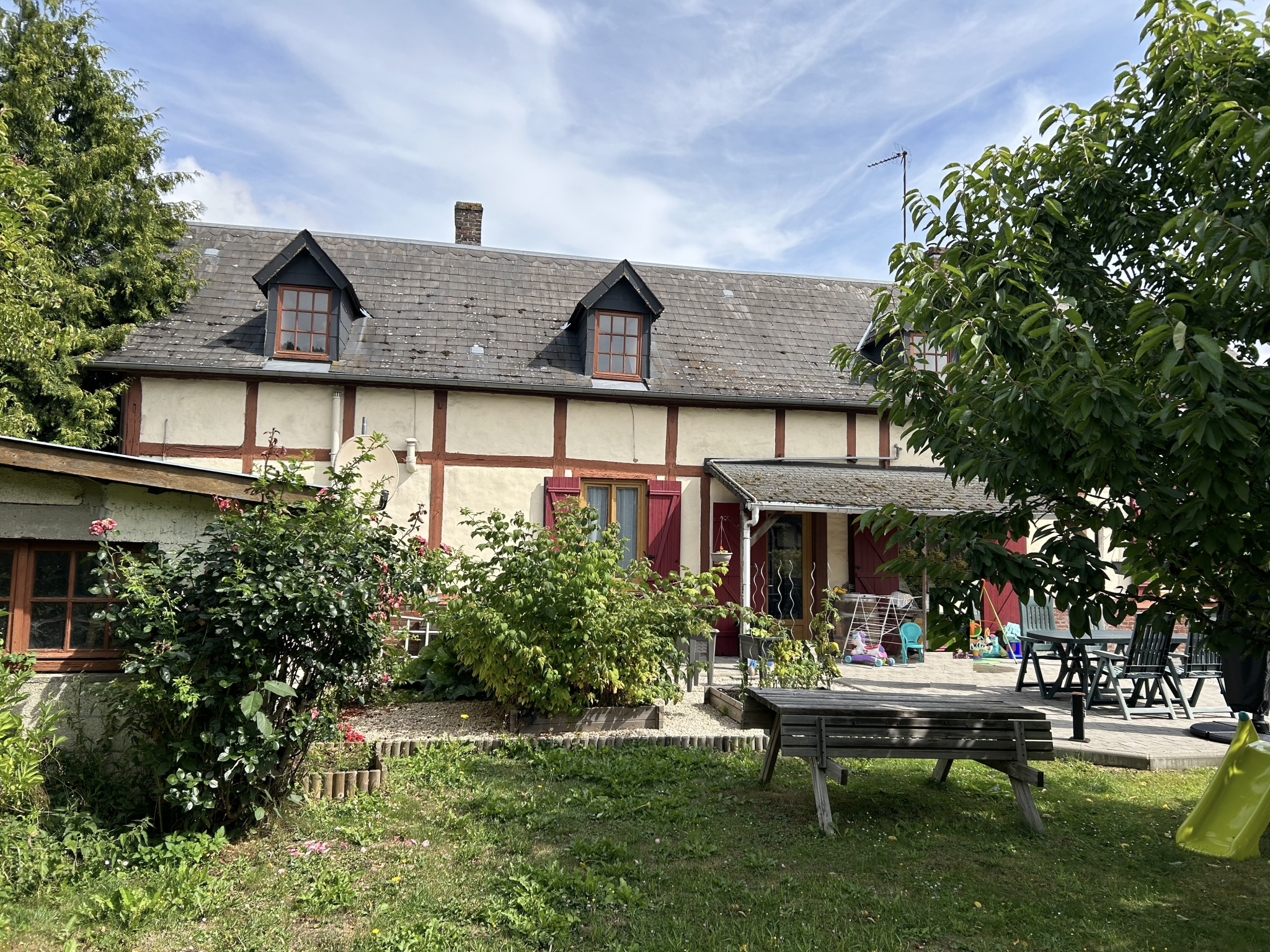 Maison 4 pièces - 137m² - POIX DE PICARDIE