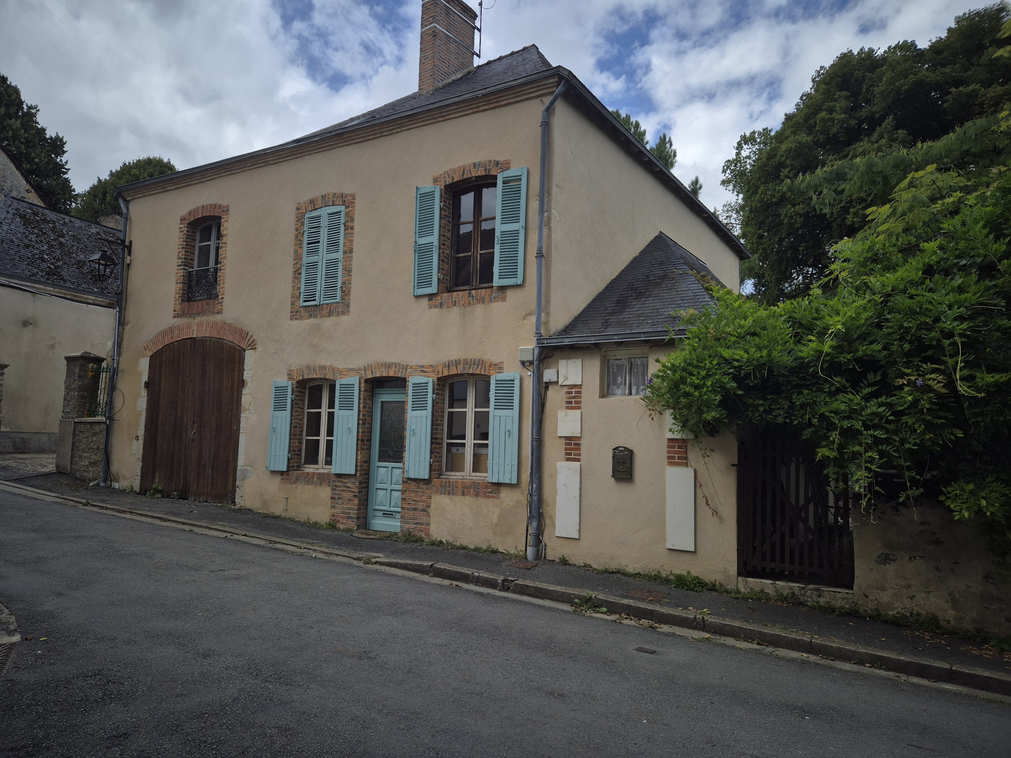 Maison 4 pièces - 106m² - PARCE SUR SARTHE