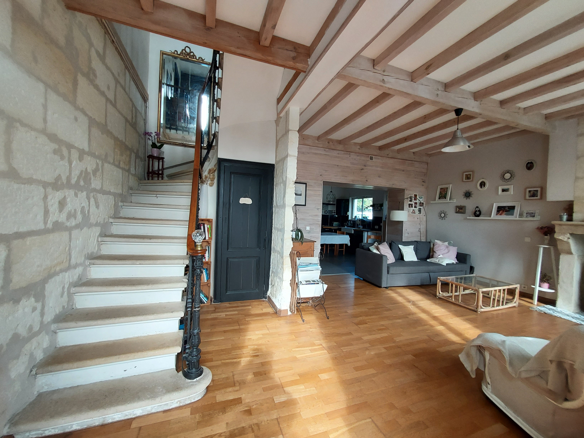 Maison 7 pièces - 180m² - LEOGNAN