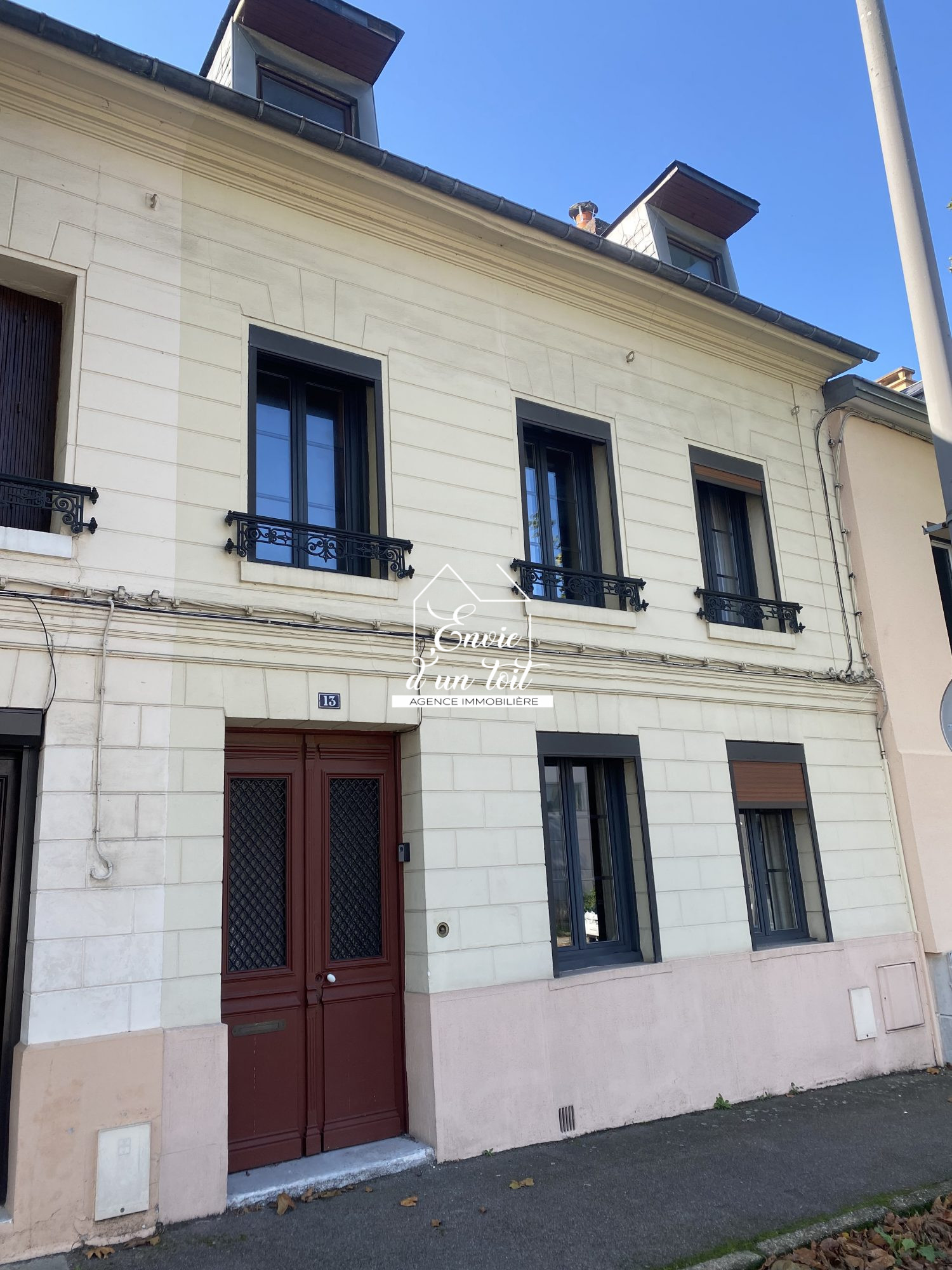 Maison 6 pièces - 90m² - DEVILLE LES ROUEN