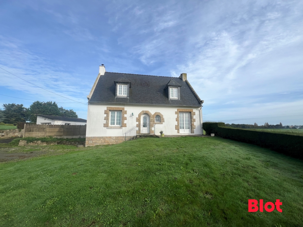 Maison 6 pièces - 123m² - ST COULOMB