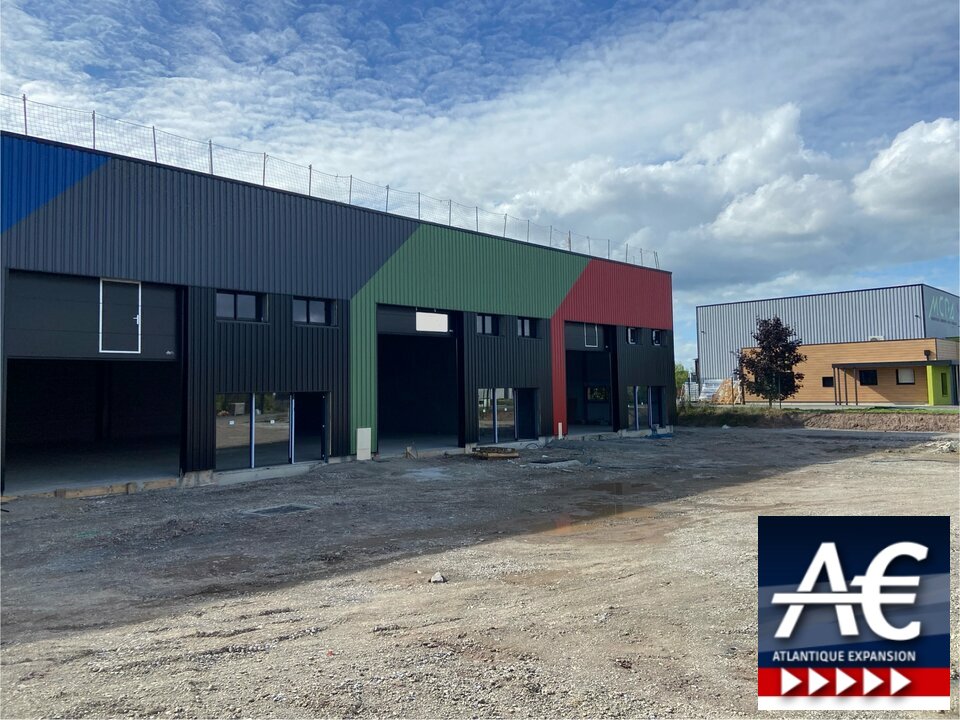 Local industriel  - 400m² - ANCENIS