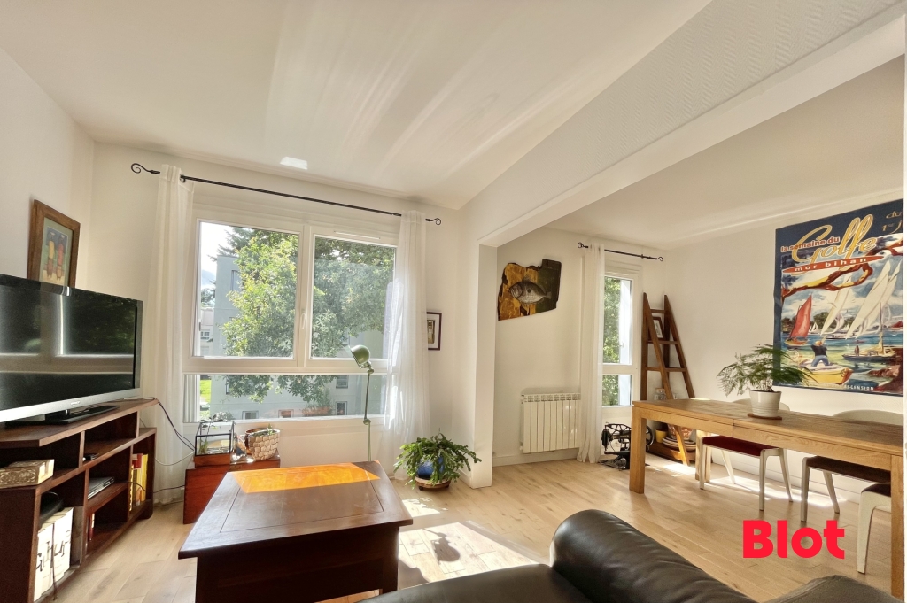 Appartement 4 pièces - 95m² - RENNES