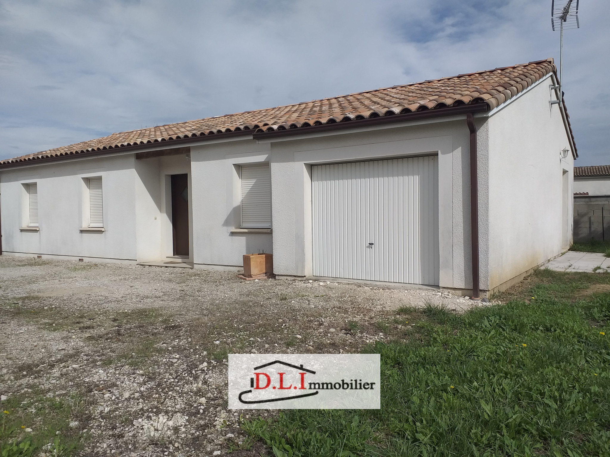 Maison 5 pièces - 104m² - CASTELSARRASIN