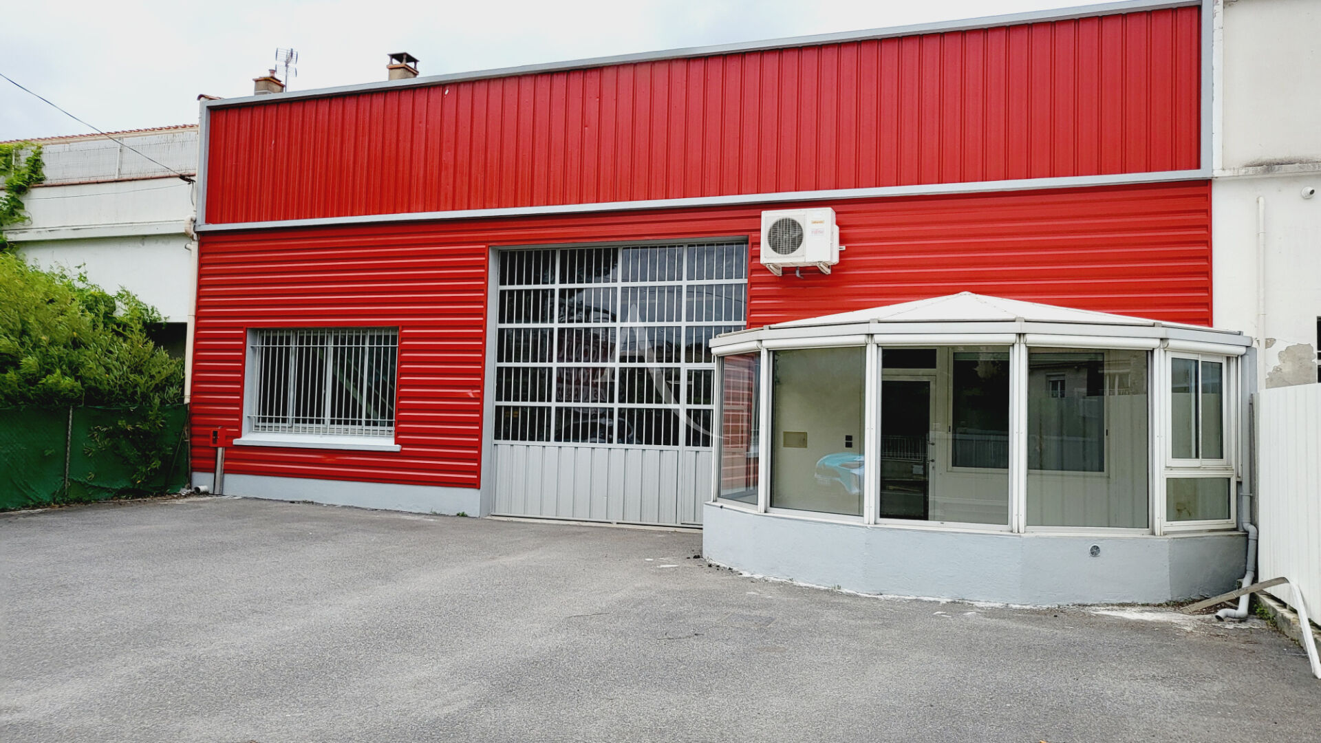 Local industriel  - 410m² - CARCASSONNE