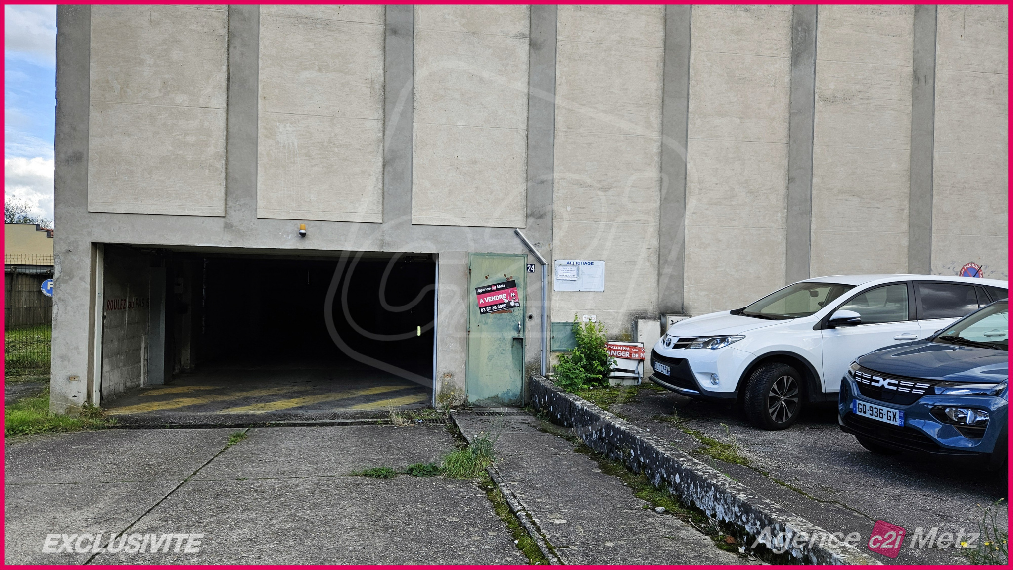 Parking  - LE BAN ST MARTIN