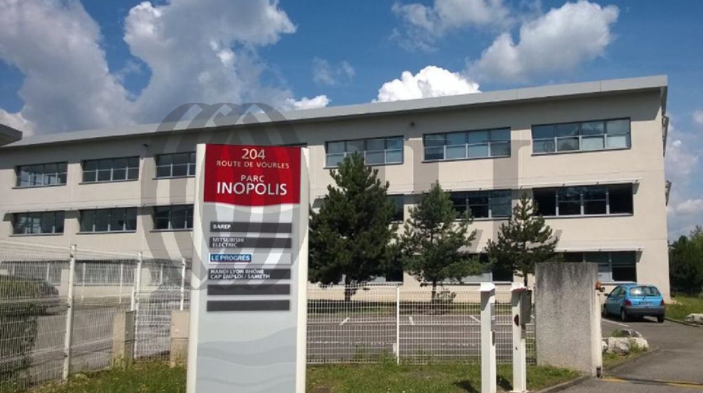 Local Professionnel  - 345m² - ST GENIS LAVAL