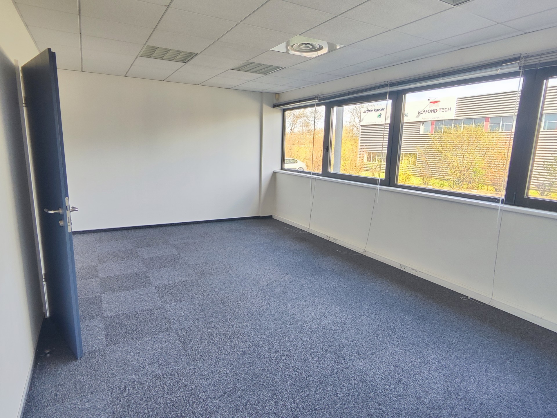 Local Professionnel  - 175m² - MULHOUSE