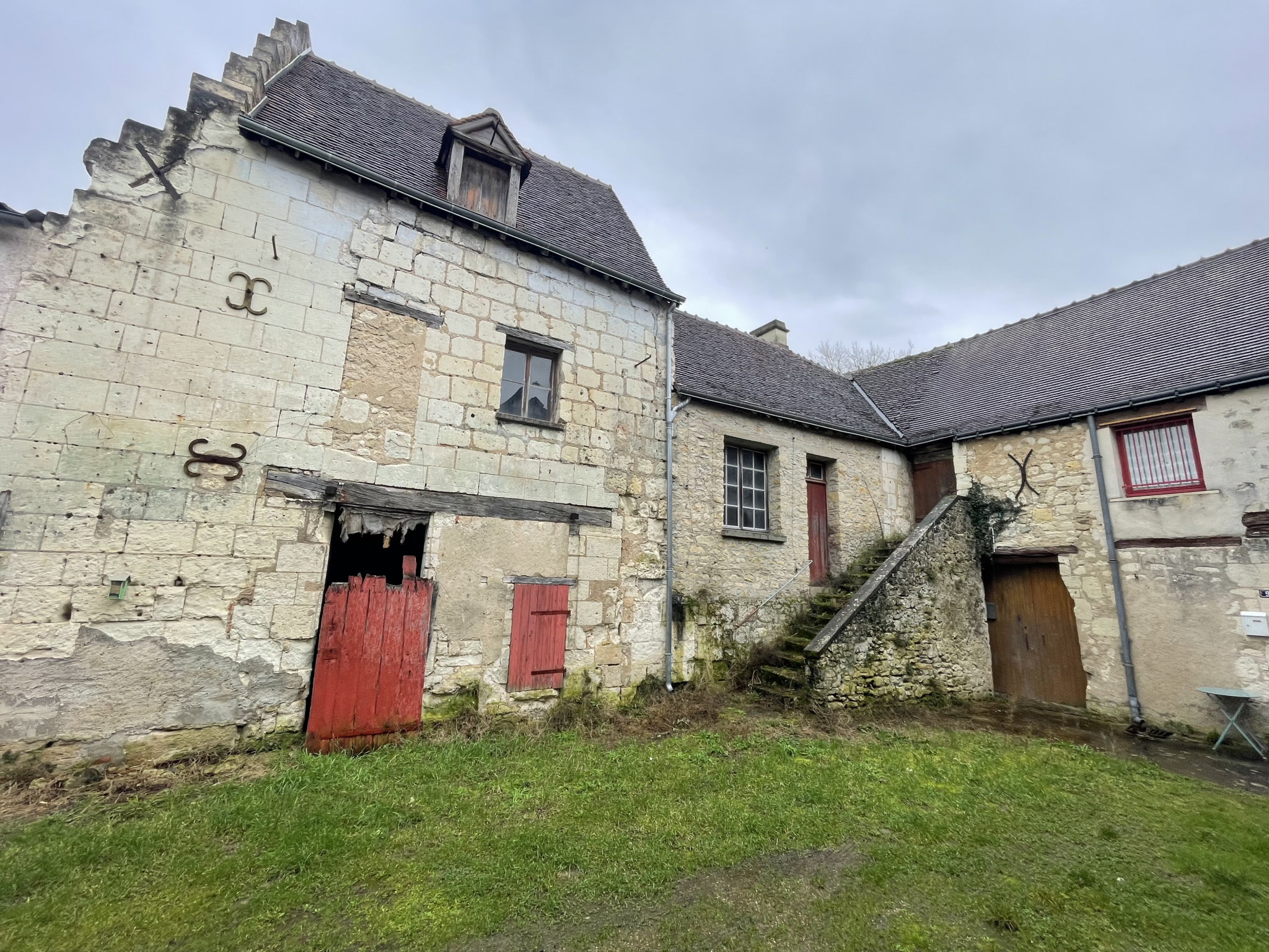 Maison 8 pièces - 175m² - BEAULIEU LES LOCHES