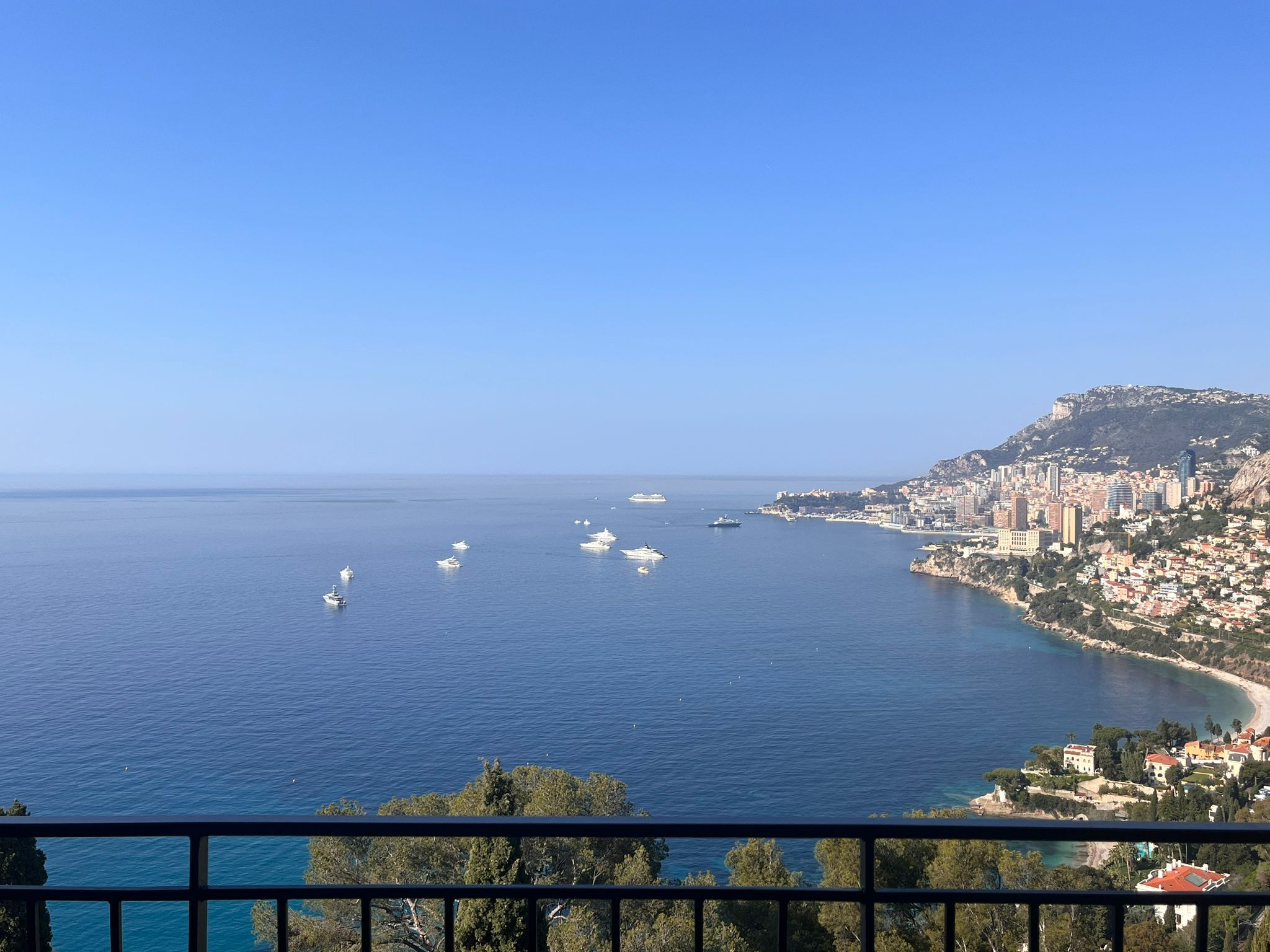 Appartement 2 pièces - 42m² - ROQUEBRUNE CAP MARTIN