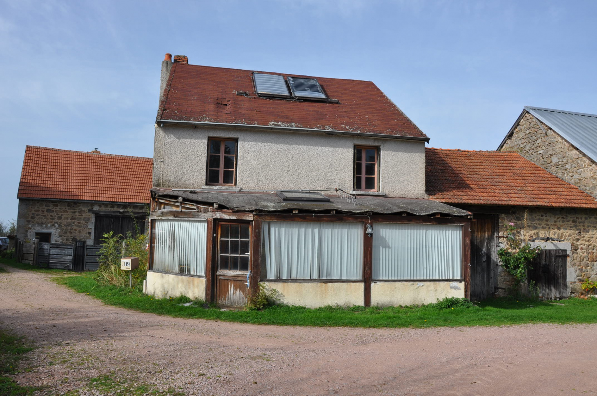 Maison 4 pièces - 104m² - ARFEUILLES