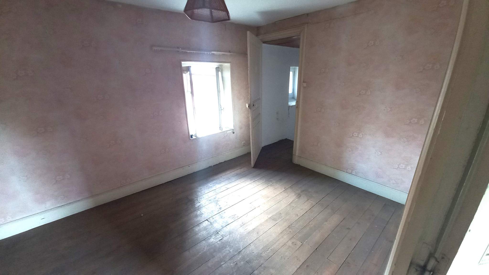 Maison 3 pièces - 52m² - FRUGERES LES MINES