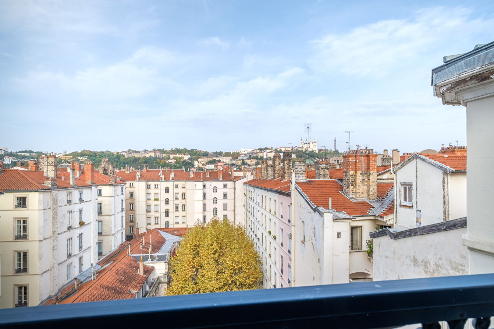 Appartement 4 pièces - 87m² - LYON  - 2ème