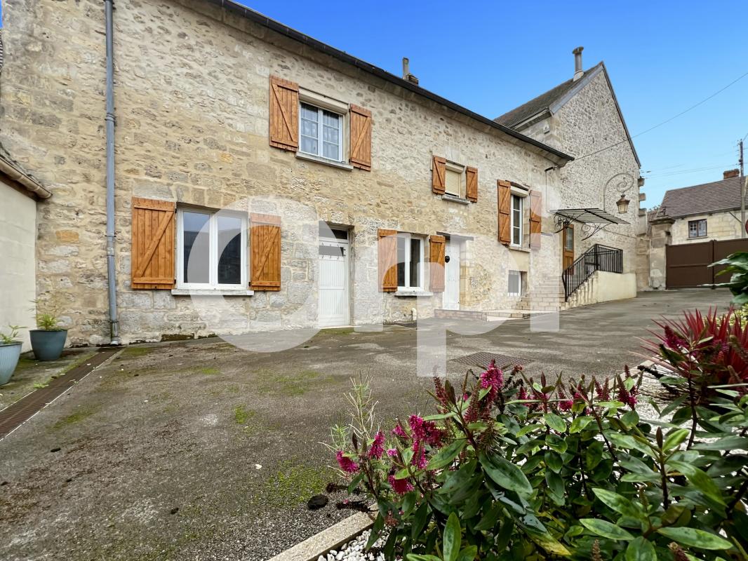 Maison 6 pièces - 240m² - VILLENEUVE SUR VERBERIE