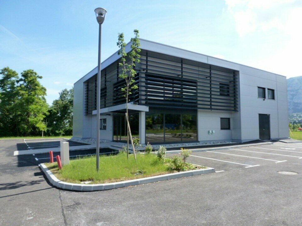 Local Professionnel  - 521m² - ARCHAMPS