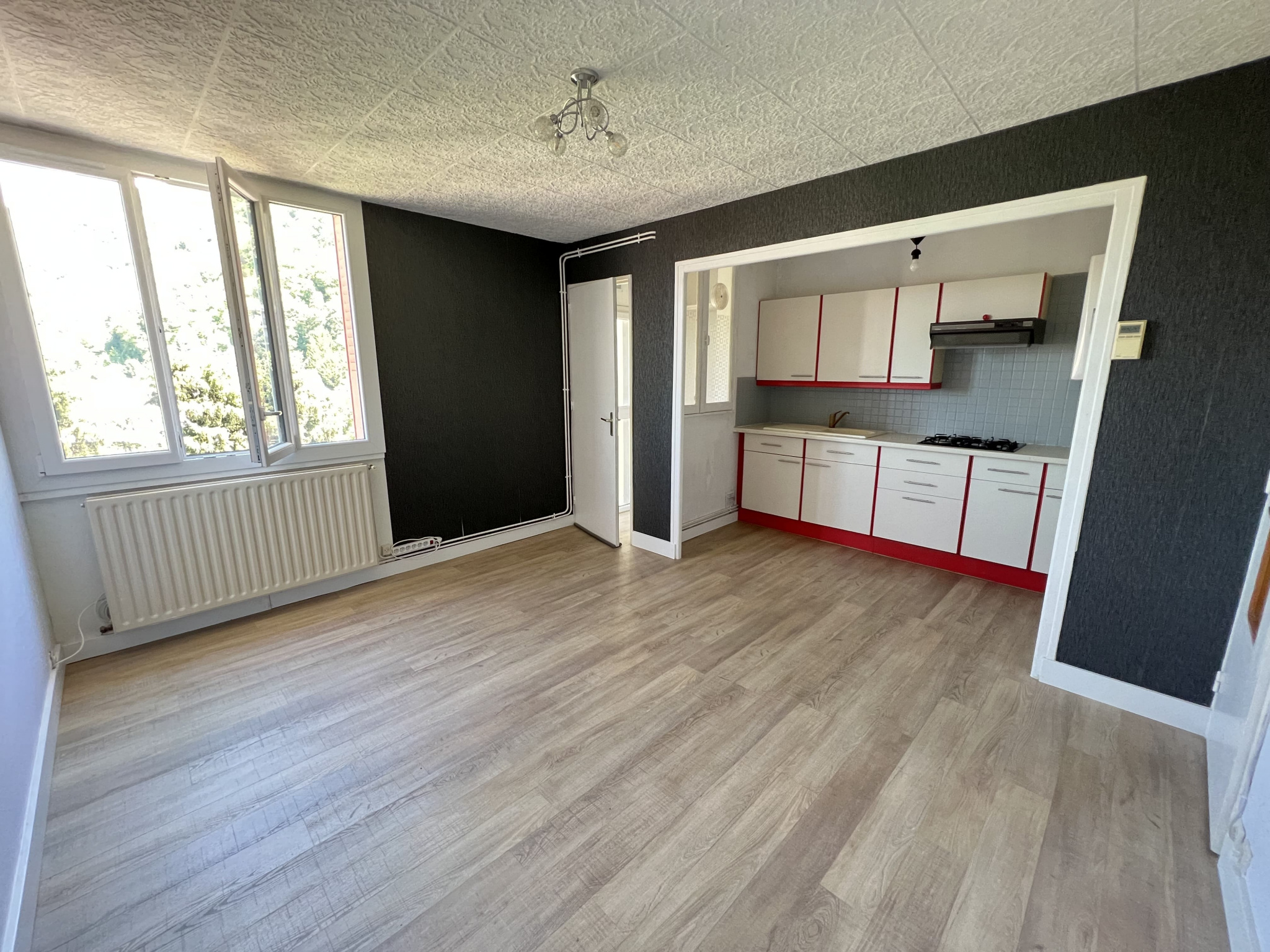 Appartement 2 pièces - 42m² - GIERES