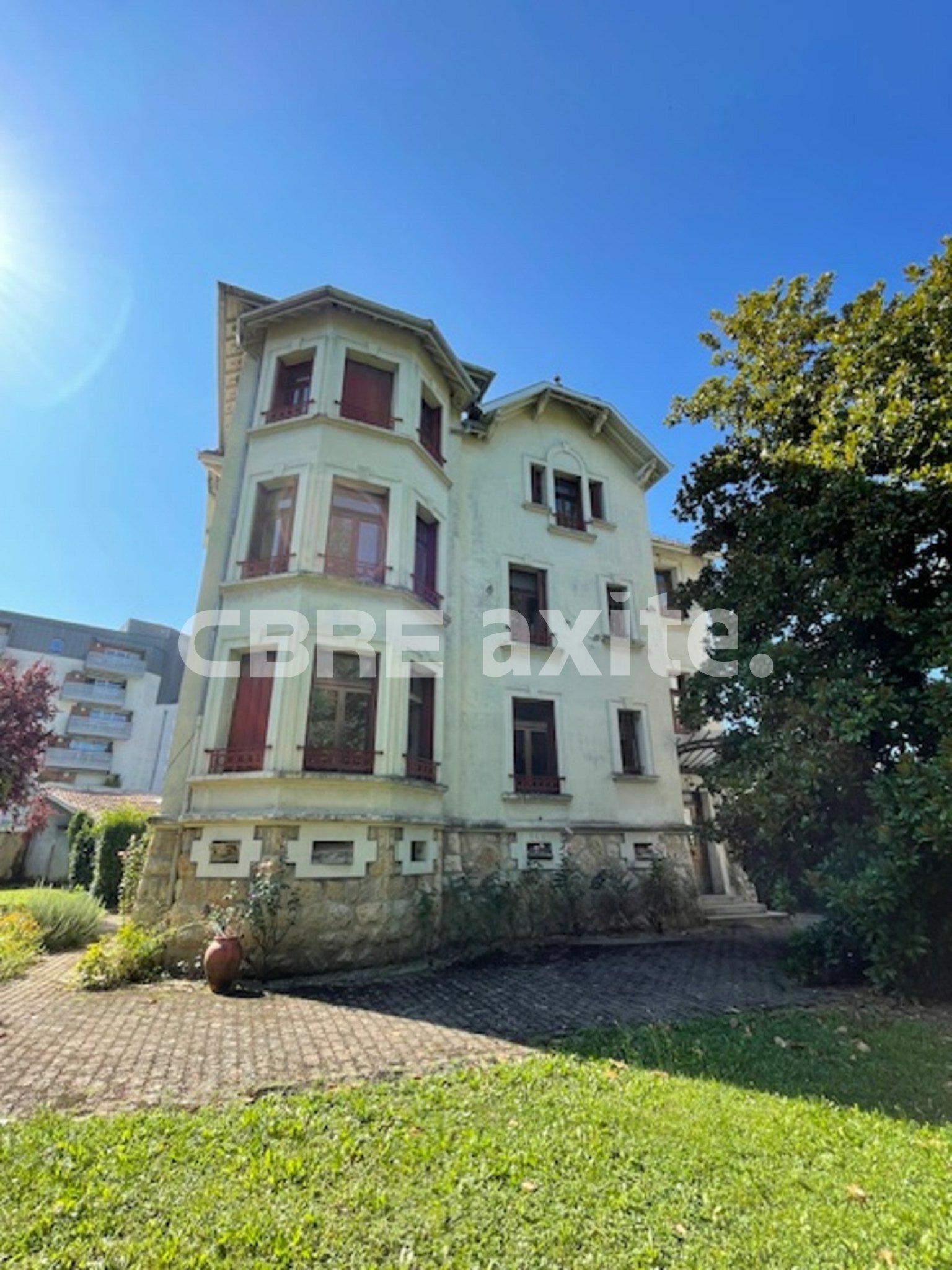 Local Professionnel  - 300m² - ANNECY