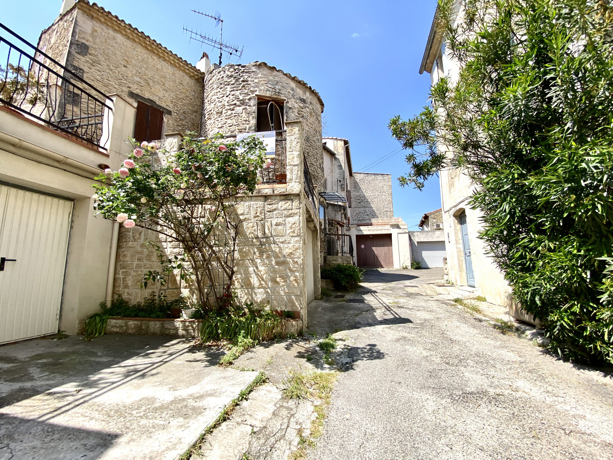 Maison 5 pièces - 89m² - ARLES