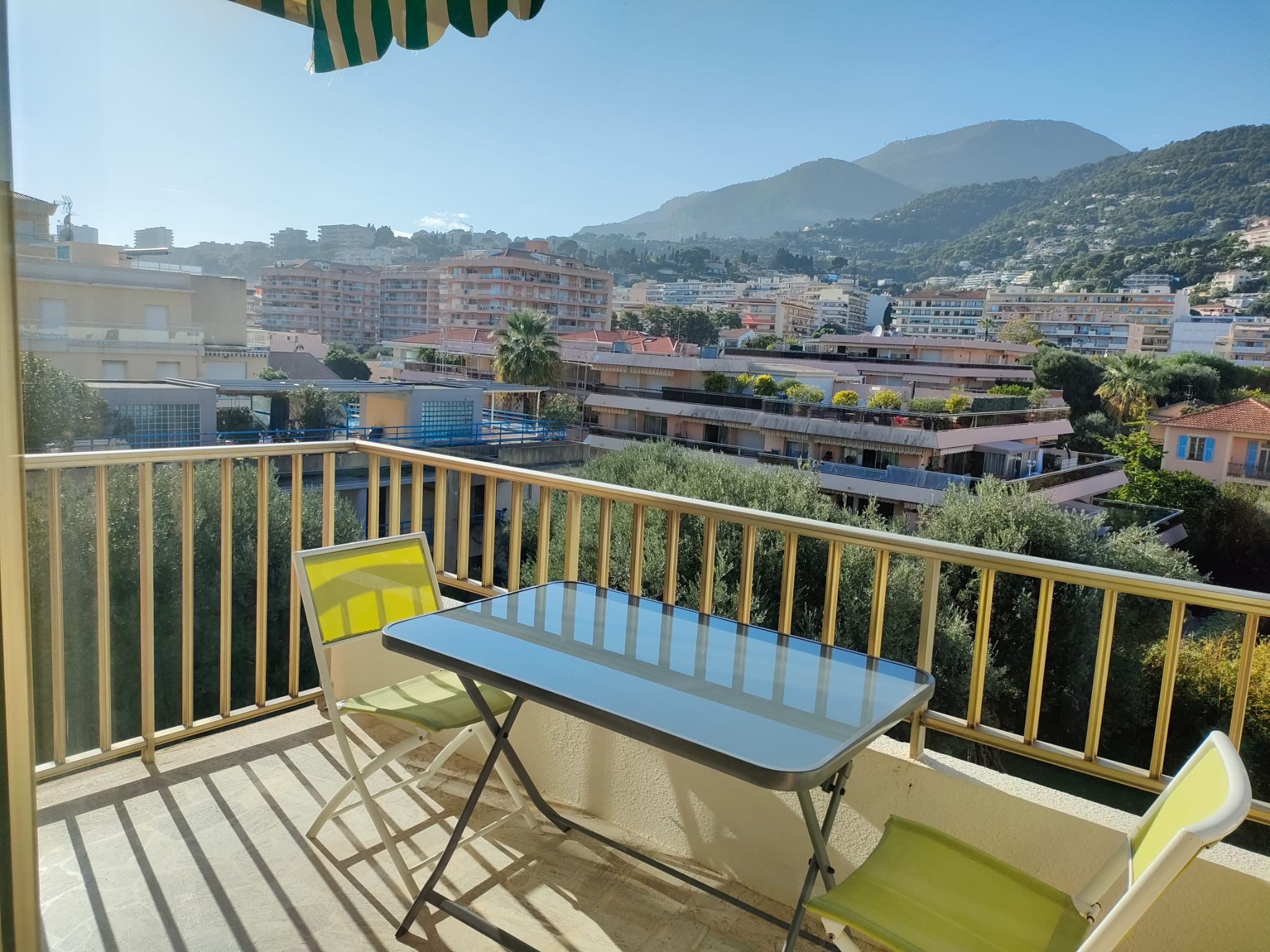 Appartement 1 pièce - 28m² - ROQUEBRUNE CAP MARTIN