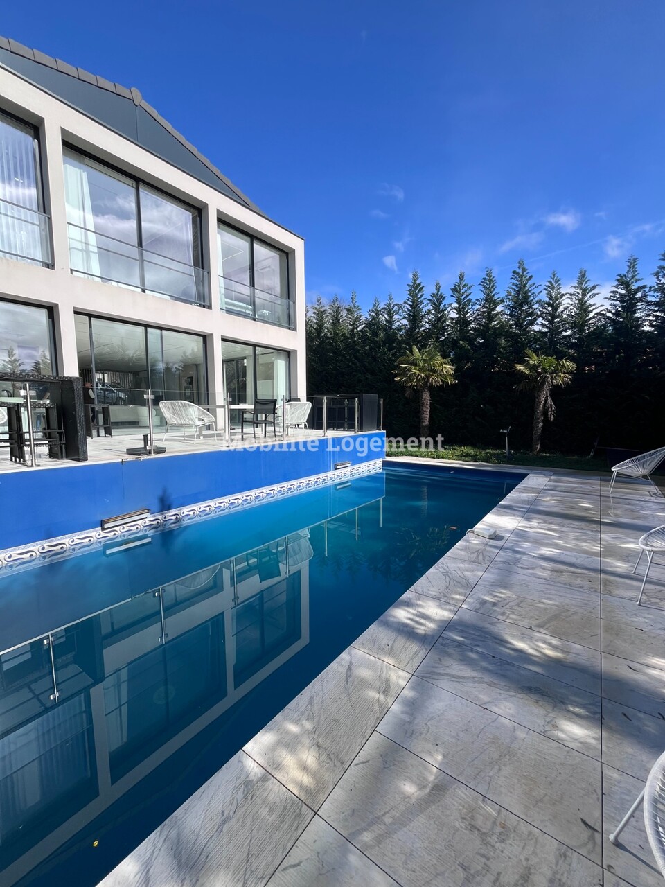 Maison 7 pièces - 251m² - ECULLY