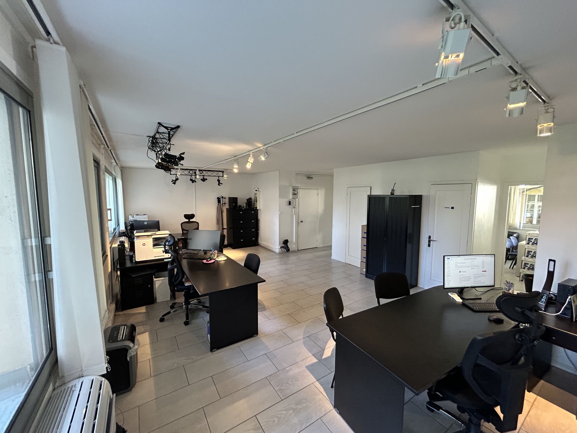 Local Professionnel  - 68m²