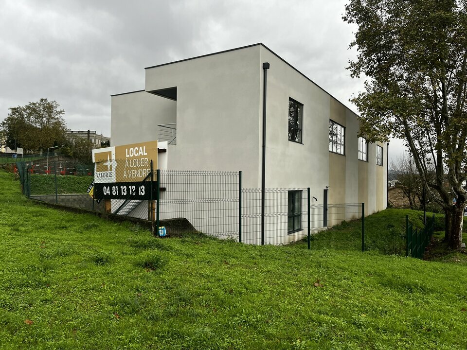 Local Professionnel  - 340m² - CHASSE SUR RHONE