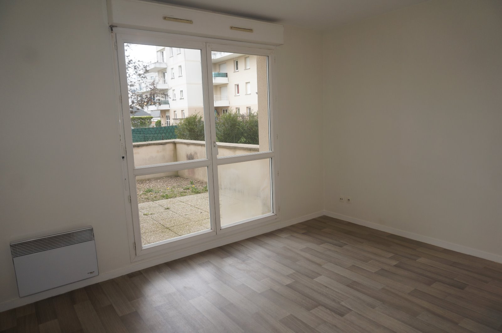 Appartement 1 pièce - 21m² - ST JEAN DE BRAYE